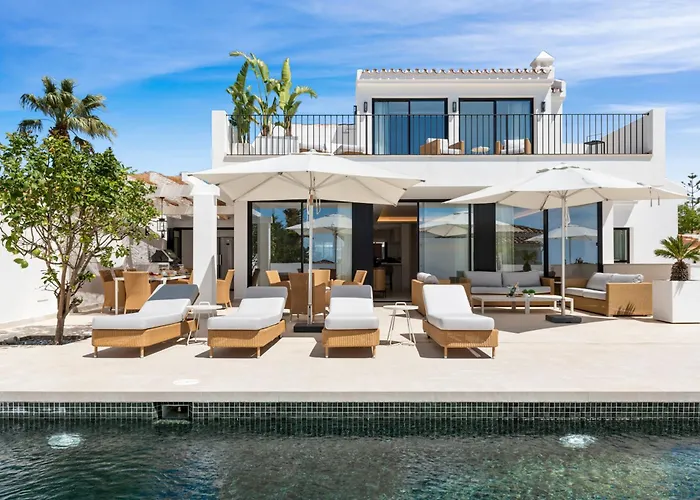 ヴィラ Luxury Near With Private Pool, Jacuzzi & Modern Amenities *
